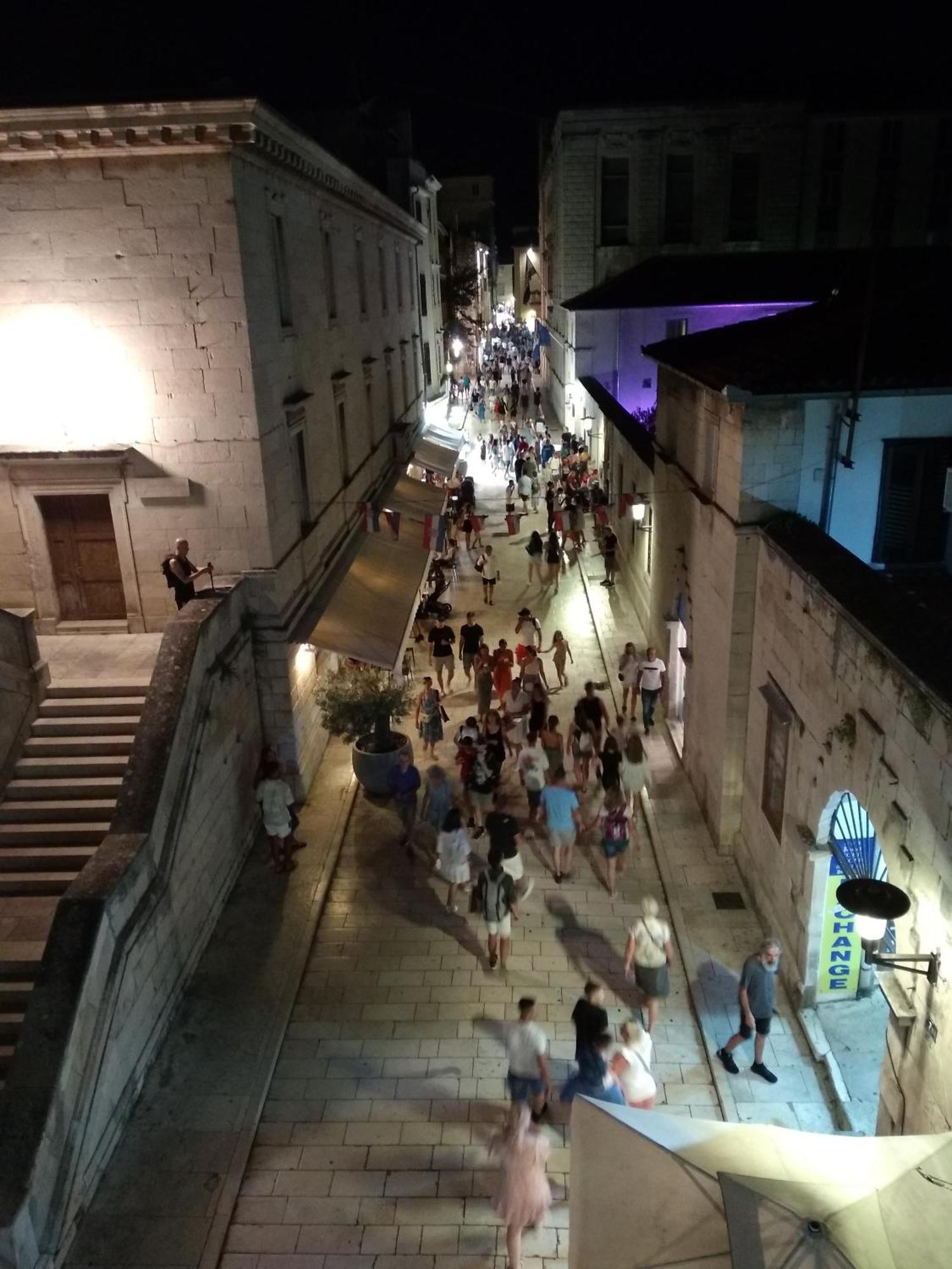 Nena City Center Apartment Zadar Exterior foto